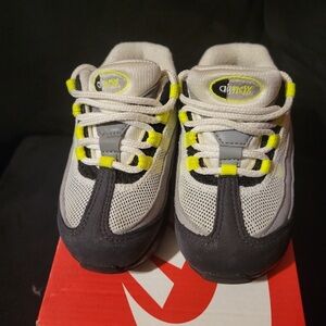 Air max 95’s Toddler 7C